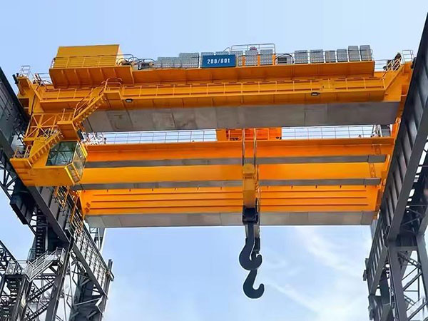 Литейный Кран