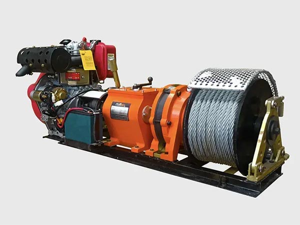 Дизельная Лебедка